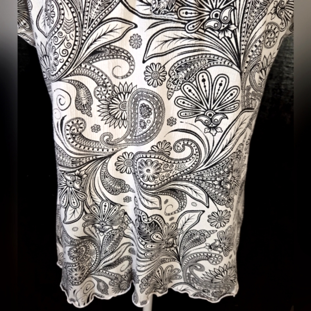 Susan Lawrence Black And White Paisley Short-Sleeved Top Size Small - Picture 5 of 8